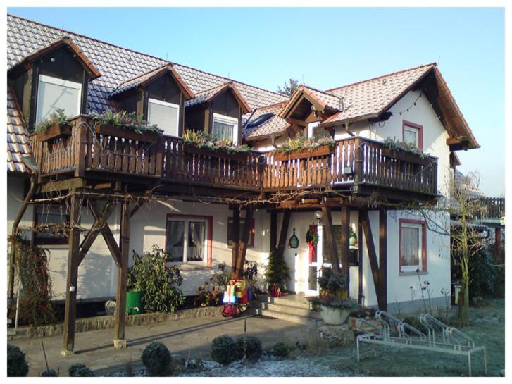 Kirschberghof Gaestehaus Und Weinverkauf Sommerhausen Exterior foto