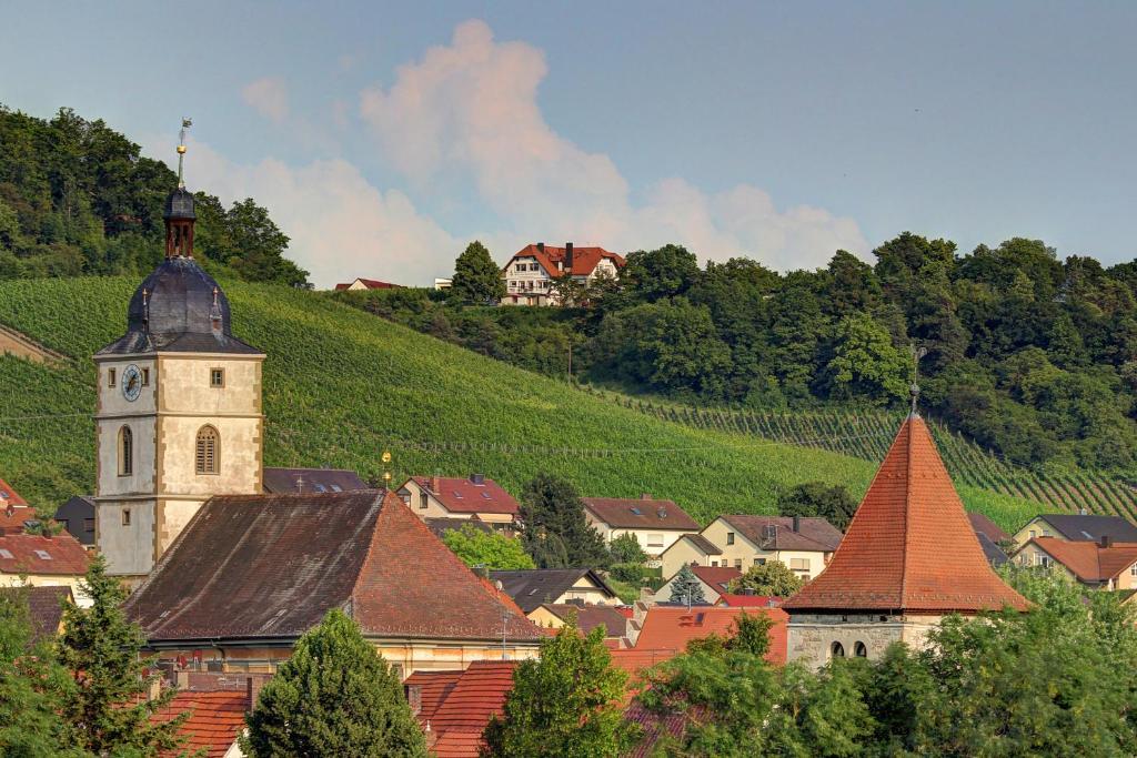 Kirschberghof Gaestehaus Und Weinverkauf Sommerhausen Exterior foto
